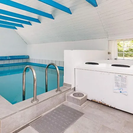 12 Person In V Ggerl Se Bøtø By